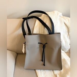 Von Holzhausen Medium Shopper (low price!)